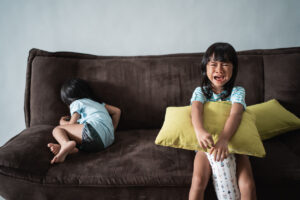Anak Sering Tantrum? Jangan Dimarahi, Gunakan Pendekatan Ini!
