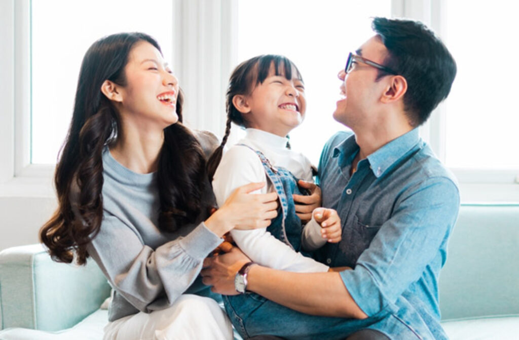 Dua-Duanya Kerja, Anak Terabaikan? Ini Fakta Mengejutkan soal Keluarga Dual Income!
