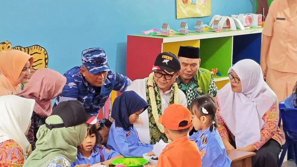 Wajib Belajar Diperpanjang! Mendikdasmen Dorong Satu Desa Satu TK untuk Masa Depan Anak Indonesia