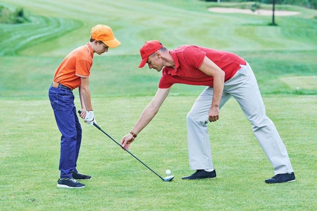 Bukan Sekadar Olahraga, Ini Cara Ekskul Golf Membantu Kepribadian Anak Berkembang