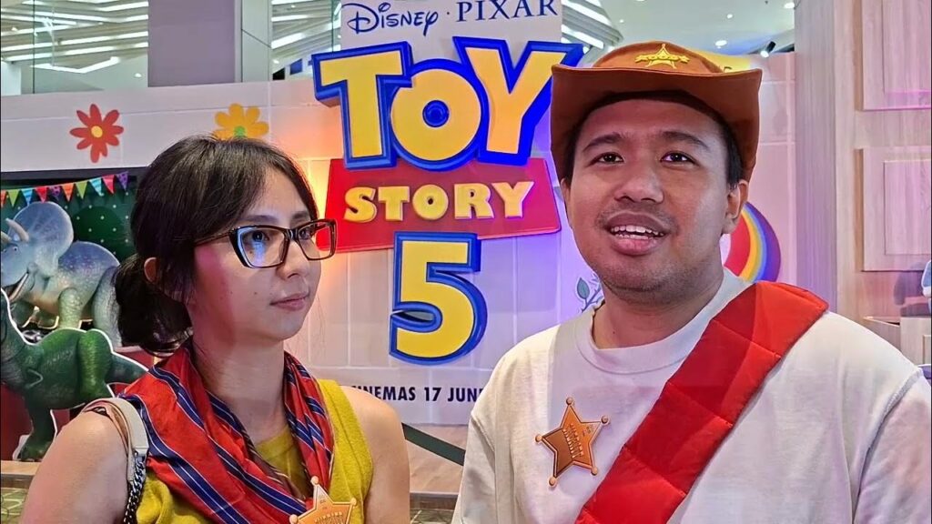 Toy Story 5 Bikin Jojo dan Clay Terpukau, Isu Gadget Anak Jadi Sorotan!