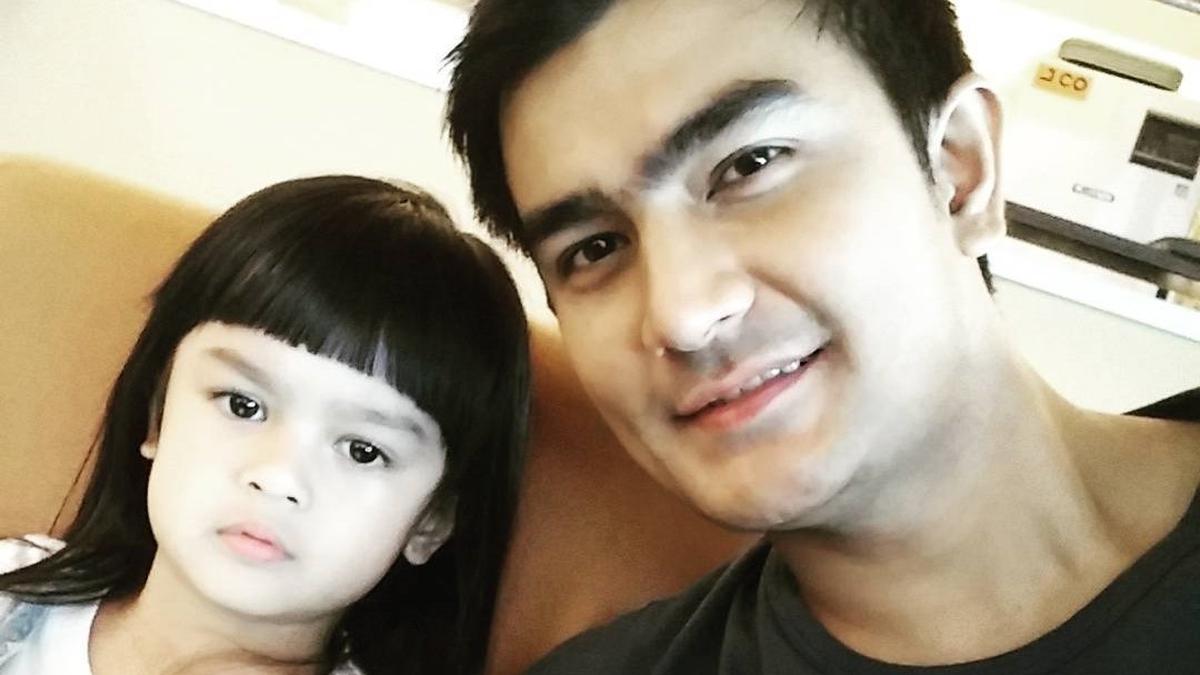 Pola Asuh Shandy Sjariff ke Anak Ternyata Tegas Tapi Hangat