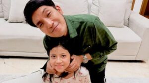 Jarang Terlihat, Obrolan Desta dan Miskha Ini Buktikan Pentingnya Komunikasi dalam Keluarga
